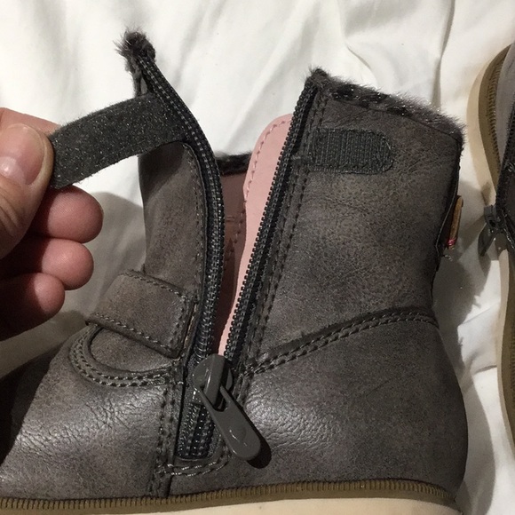 Girls taupe boots 9.5 worn once edgy look - Picture 6 of 11